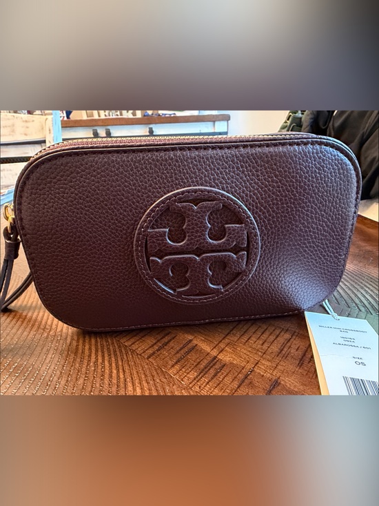 Tory Burch Handbags - Tory Burch Pebbled Leather Crossbody in Plum